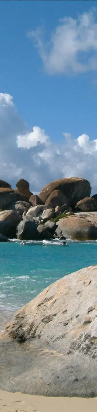 Erkunde den Traumstrand mit Grotten und Höhlen auf Virgin Gorda